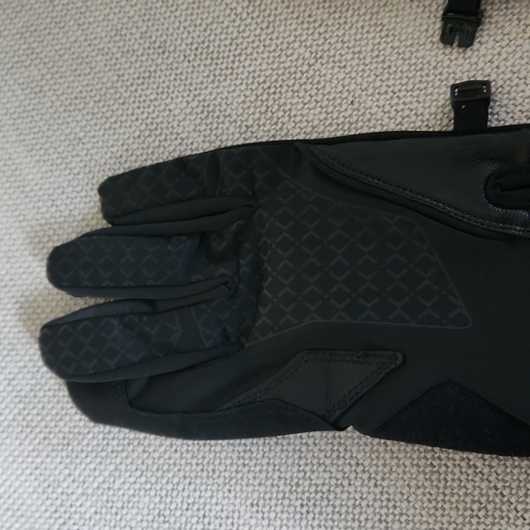 Workout Gloves - Picture 5 of 10